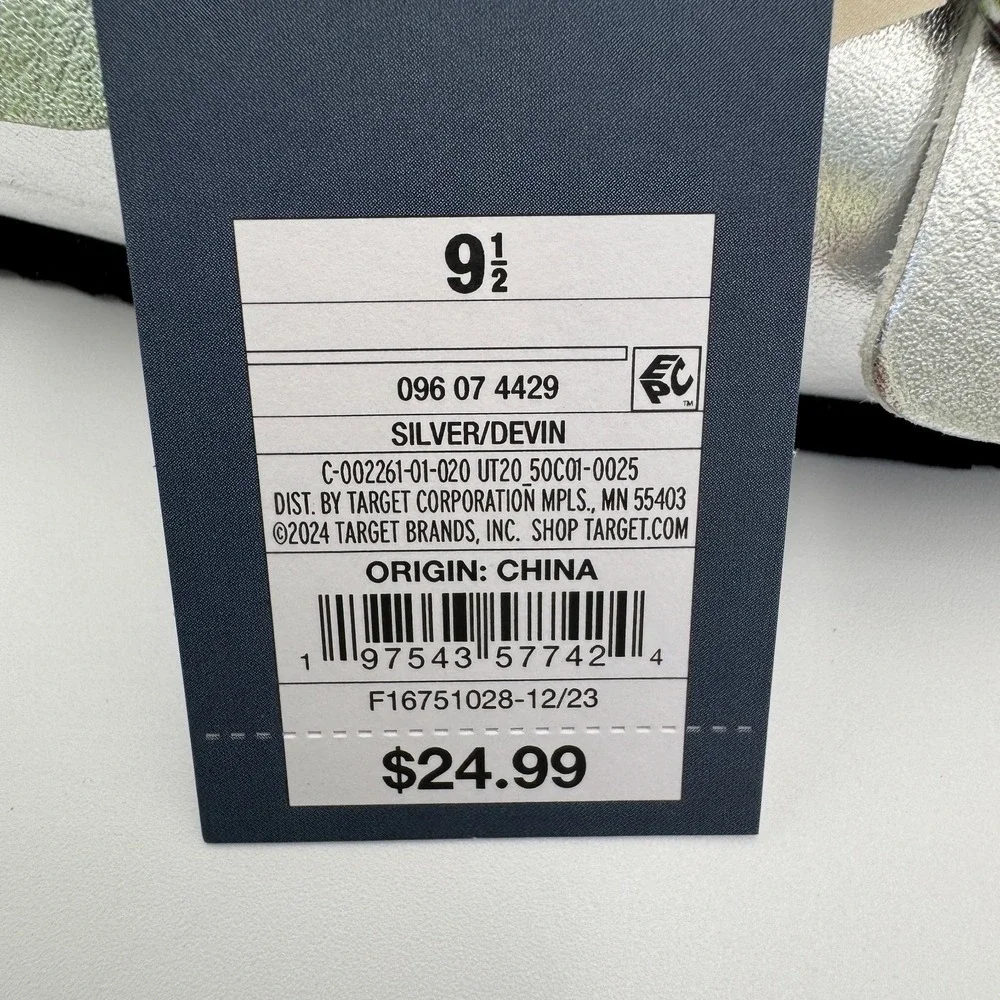 Universal Thread Devin Two-Band Footbed Sandal Silver Size 9.5 NWT